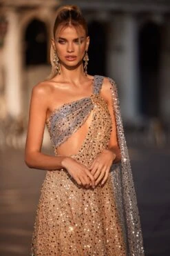 Saffira - Beaded 19 Saffira - Beaded -ALAMOUR STORE 11 3c5bc585 7223 4ec4 aea6 762a0d7bae39