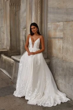 Ela Gown -ALAMOUR STORE 121 5a6b4dae 97ed 4618 ad38 f443408a3fd7