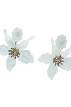 Briella White Flower Earrings -ALAMOUR STORE 198 b4581cbe fa23 40c7 b48d f63f1759187e