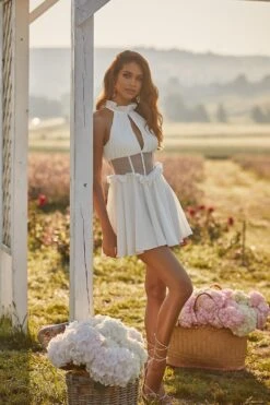 Lea Dress -ALAMOUR STORE 19 d773f42d 0517 4d01 8fd9 49a9c38ea161