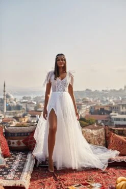 Ceyda Gown -ALAMOUR STORE 1 693a422a 16ed 473d 85da 2d46d63c548d