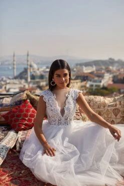 Sefa Gown -ALAMOUR STORE 32 e68f7694 9c5f 4c41 ba56 abff5d5ddb72