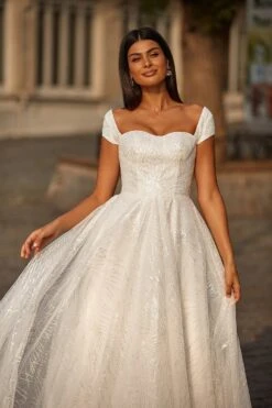 Imraz Gown -ALAMOUR STORE 34 35351608 e81c 40bf af33 55d90d0ba9bf