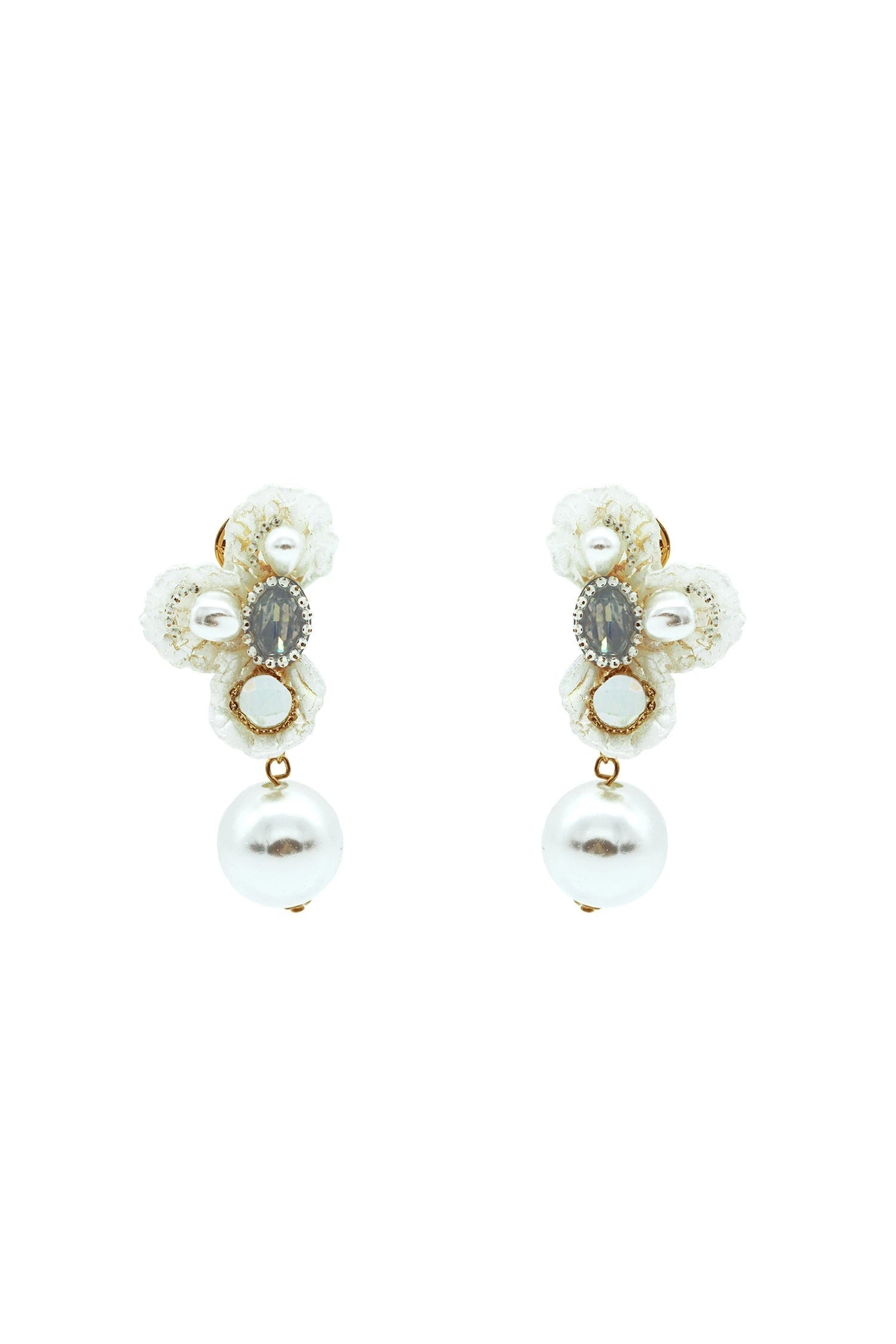 Averie White Flower Pearl Earrings 3 Averie White Flower Pearl Earrings