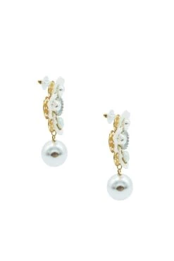 Averie White Flower Pearl Earrings 7 Averie White Flower Pearl Earrings -ALAMOUR STORE 409