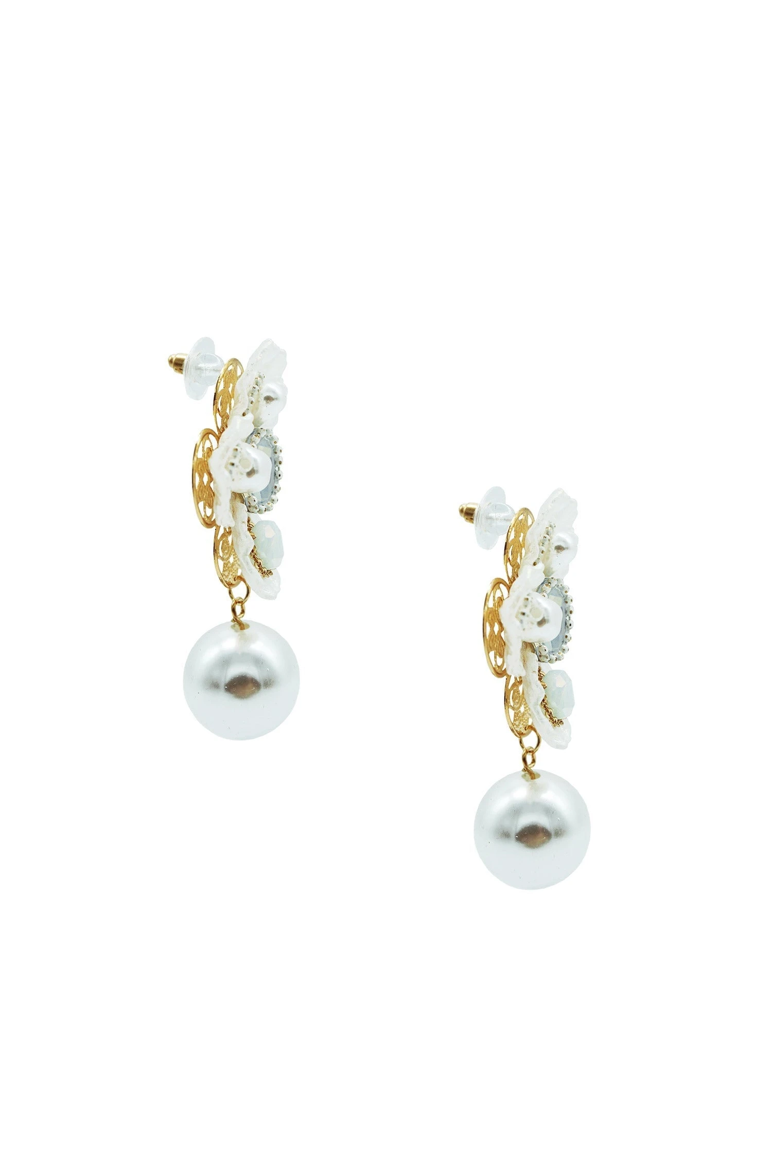 Averie White Flower Pearl Earrings 5 Averie White Flower Pearl Earrings - Image 3