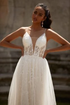 Ciana Gown -ALAMOUR STORE 67 09b739a1 079b 4ad6 8fc8 b7da0d53db16