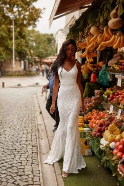 Sabrina - White -ALAMOUR STORE 81 7ee1d1cd 9597 4435 a68c 49b783f8a5d8