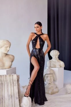 Vittoria - Black -ALAMOUR STORE 8 ee705SERWSYece c702 4056 8d3c 664b94257b23 1600x b4a3dd43 0619 411d 8ae8 0dfb18af52ee