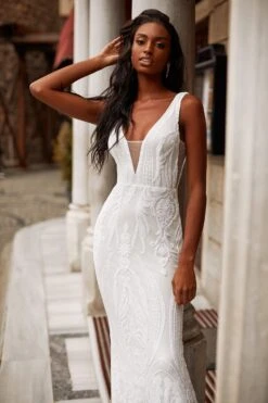 Meghan - White -ALAMOUR STORE 92 3d54ba6c b5aa 427f b1f8 806b49859bb8