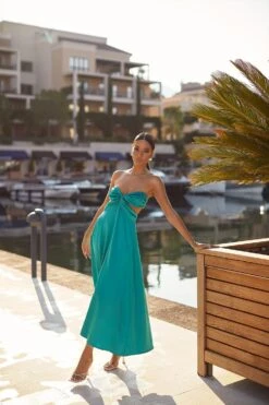 Karmira Dress -ALAMOUR STORE 9 6cf20cb2 4fa3 49c6 8e9a b2b7dfb281a3